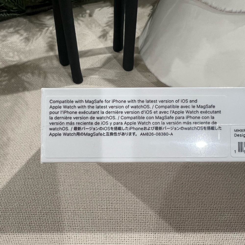 NIP Apple MagSafe Duo Charger - Picture 6 of 7